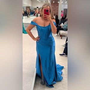 size 8 sherri hill dress. never worn and never had any alterations.